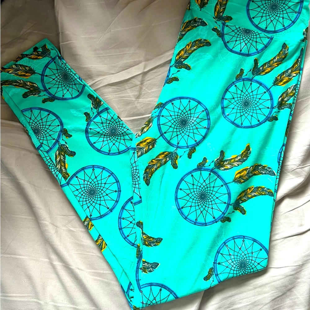 Lularoe dream catcher leggings
